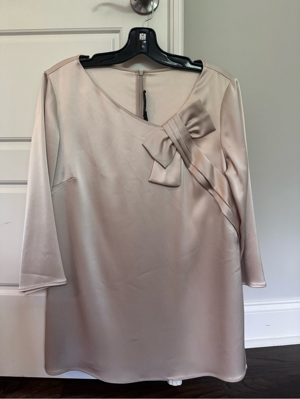 St John Satin Asymmetric Bow-Accent Top